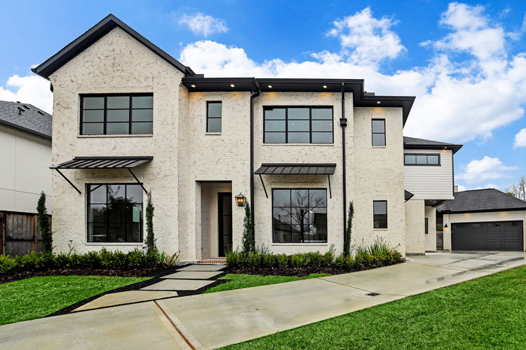 Gullledge Custom Homes in Houston Texas - Custom Home Builder